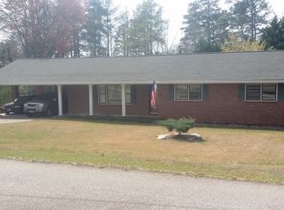 6130 Orville Dr, Flowery Branch, GA 30542