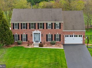 11 Nicholas Ct, Cream Ridge, NJ 08514