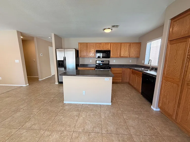 4824 Milorie Ct — Photo 6