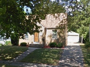 4212 Harding Rd, Kenosha, WI 53142