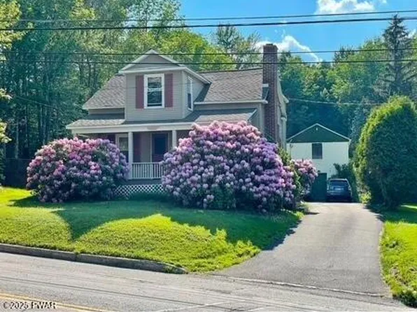 1325 Lake Ariel Hwy, Lake Ariel, PA 18436