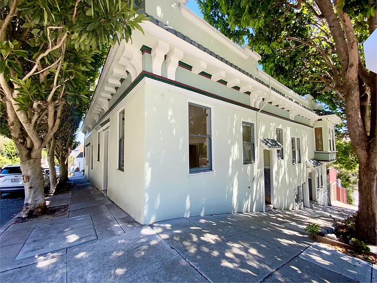 Top Floor 1br. Remodeled! W/D In-Unit! Dishwasher! — Photo 22