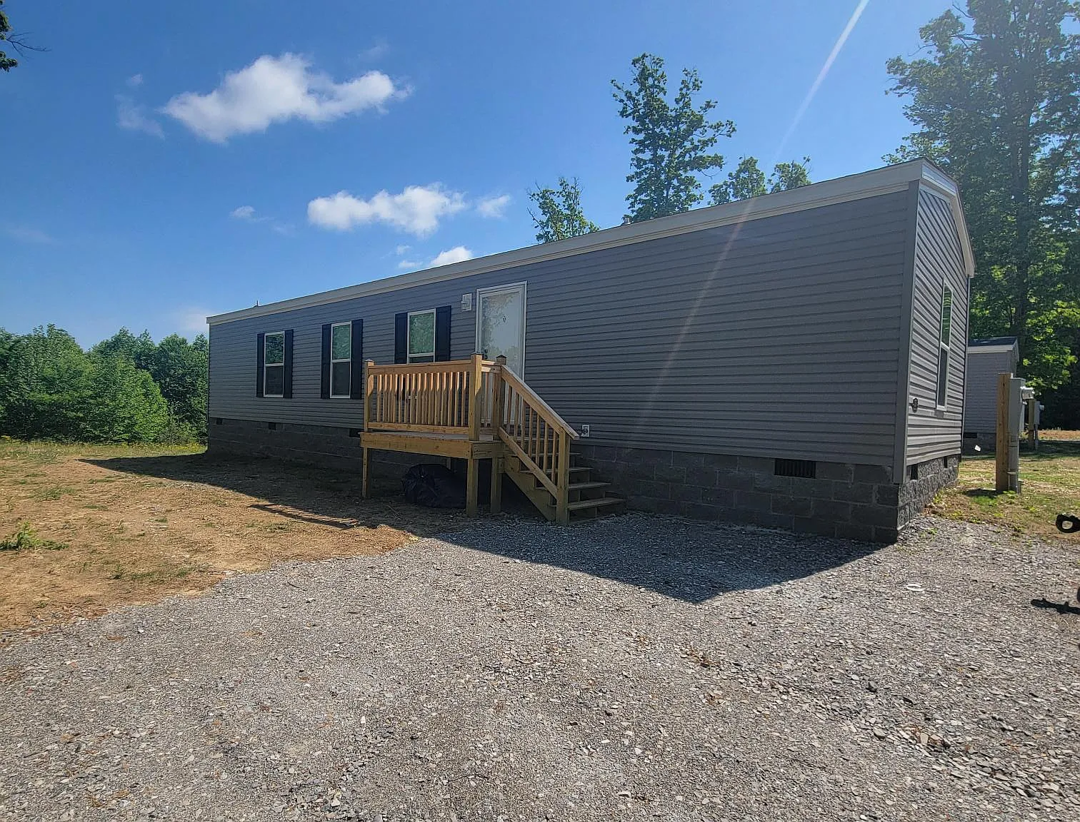 75 Everett Lane - . — Photo 1