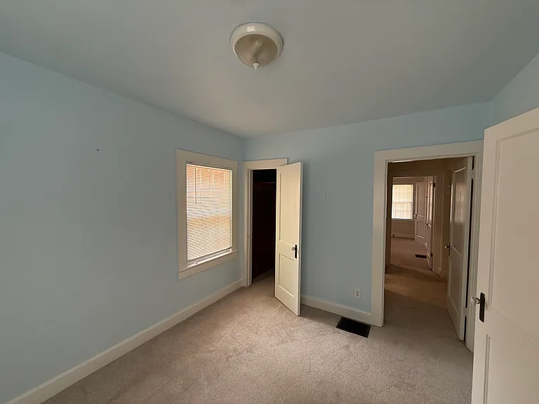511 Simpson St #A — Photo 11