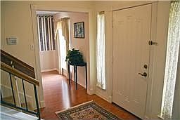 3rd image of 3010 Winchester Way