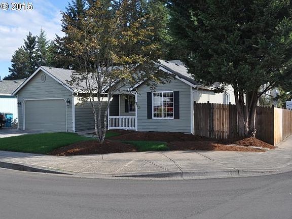 2nd image of 16501 NE 78th Way