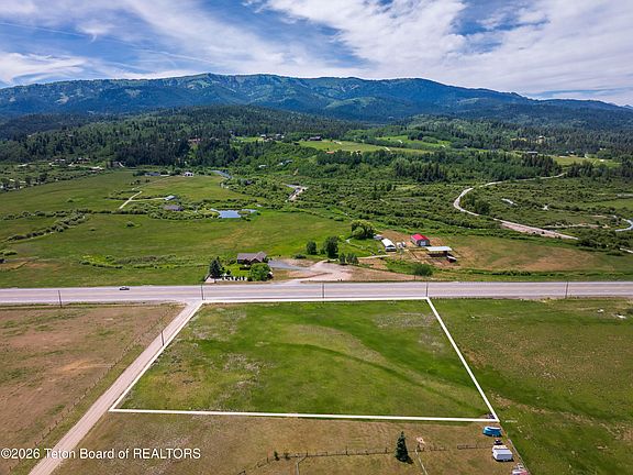 2nd image of 1 Peterson Ln