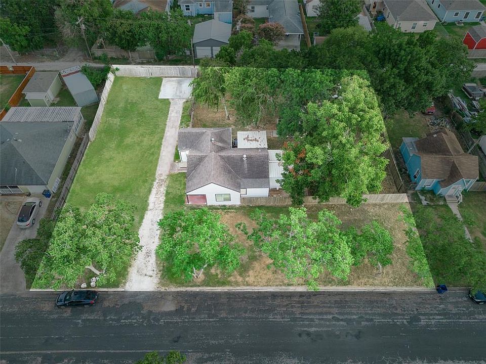 1st image of 711 14th Avenue