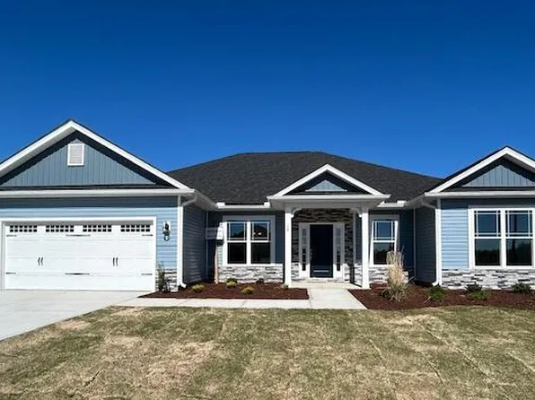 12 S Cousins Ct, Smithfield, NC 27577