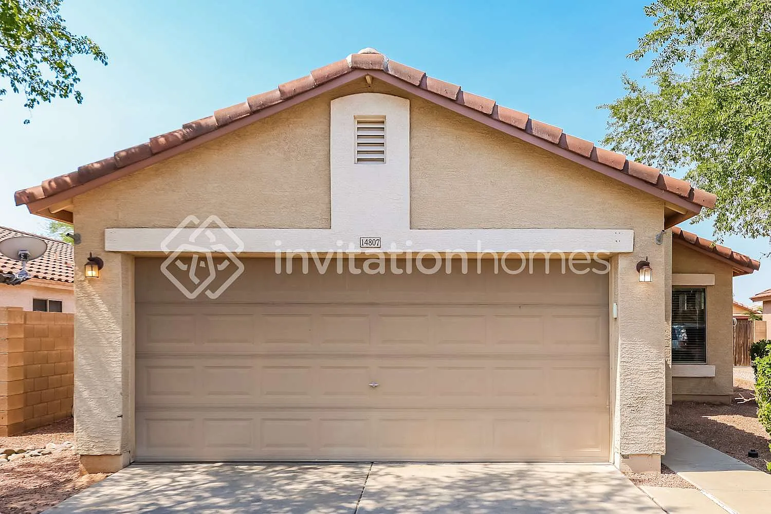 14807 W Acapulco Ln Surprise, AZ 85379 — Photo 1