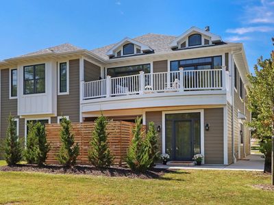 565 Mill St, Fontana, WI, 53125