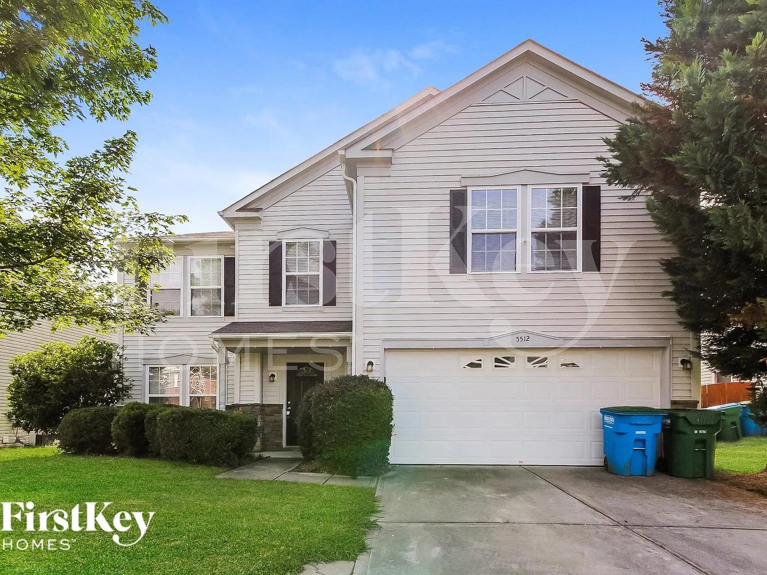 4 bed, 2.5 bath, 3320 sqft, $3,015 — Photo 2