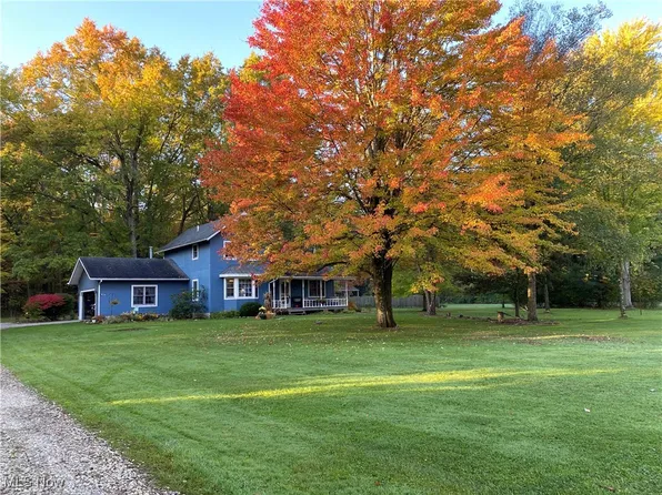 926 Webb Rd, Mineral Ridge, OH 44440