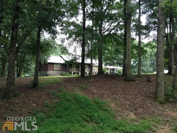 169 Craven Rd, Carrollton, GA 30108