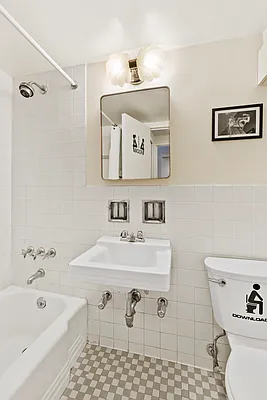 Rented by Compass | media 18