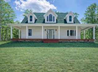6720 Bradshaw Rd, Salem, VA 24153