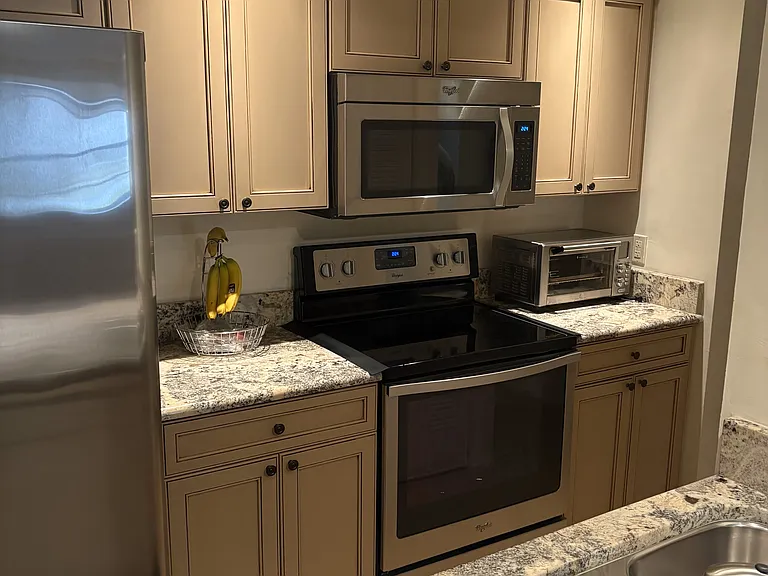 9380 Lennex Ln #709 — Photo 13