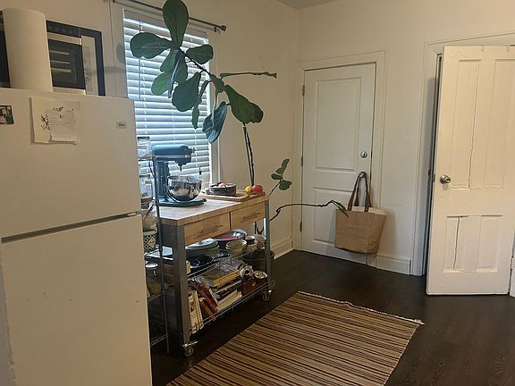5th image of 1802 W 3rd St #3