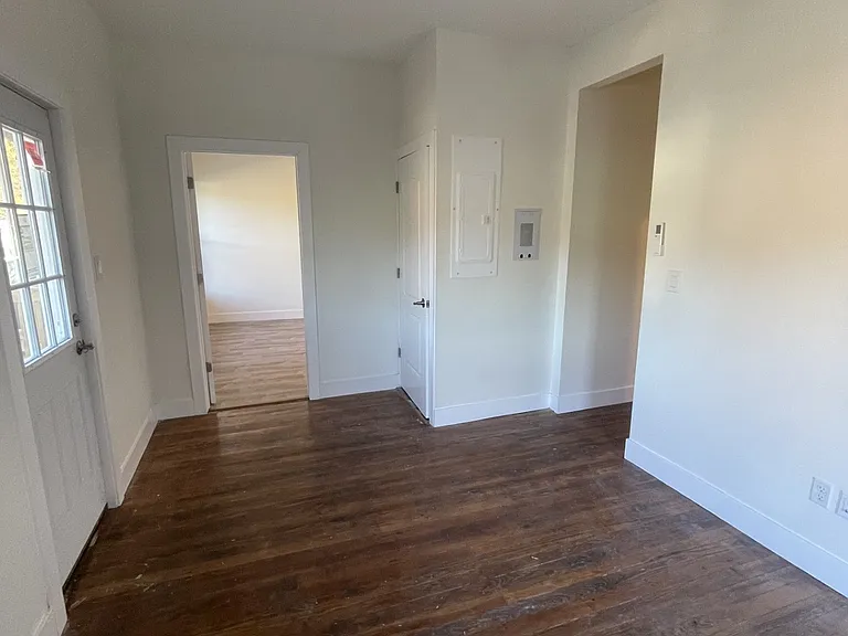 59 Stewart Ave — Photo 7