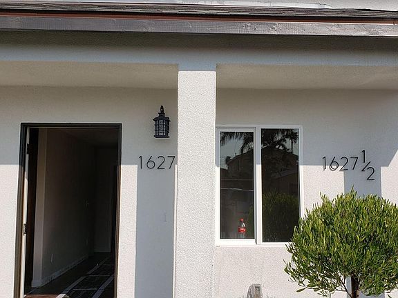 2nd image of 1627 E 88th St