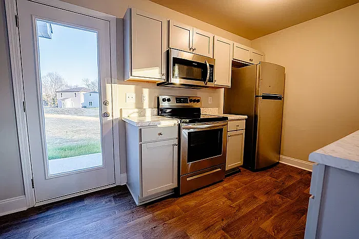 2 bed, 1.5 bath, 1030 sqft, $1,250 — Photo 3