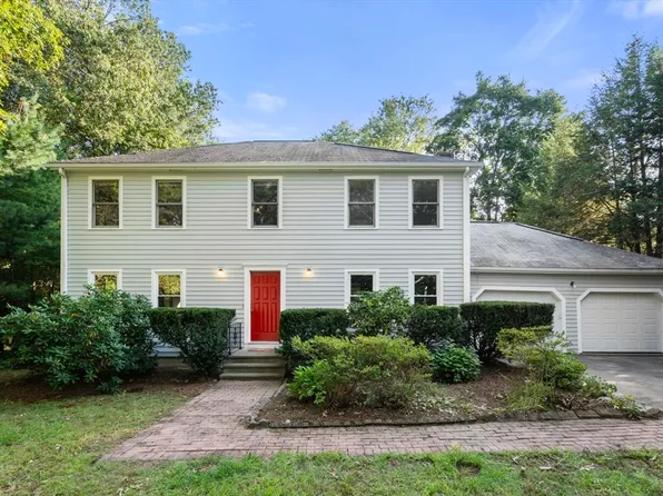 28 Knollwood Ln, Wayland, MA 01778