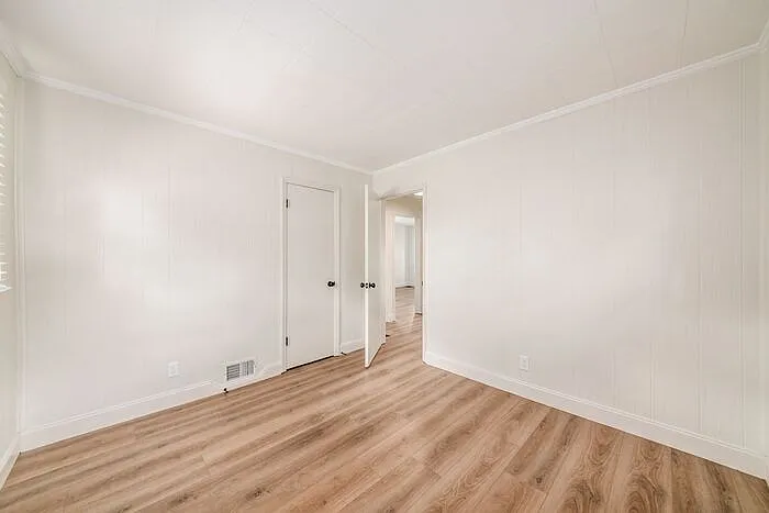 2135 Wesleyan Dr — Photo 14