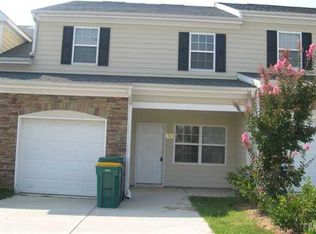 30 Sunnyview Ln, Clayton, NC 27520