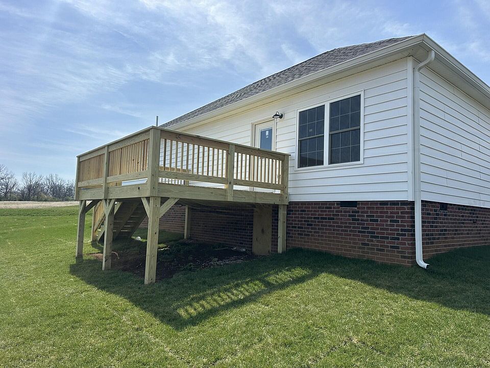 2nd image of 109 Linzi Way