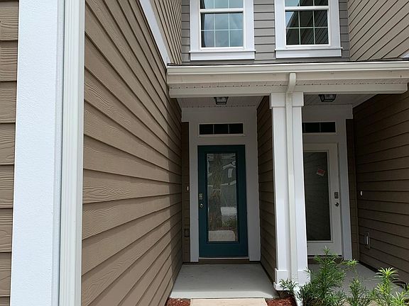 2nd image of 66 Bush Pl