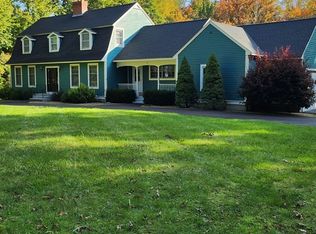 36 Kruse Rd, Hubbardston, MA 01452