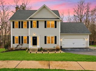 52 Tarragon Drive, East Hampton, CT 06424