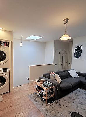 5th image of 203 Amity St APT 3