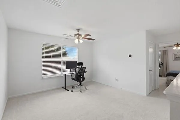 11210 Log Cabin Ln — Photo 16