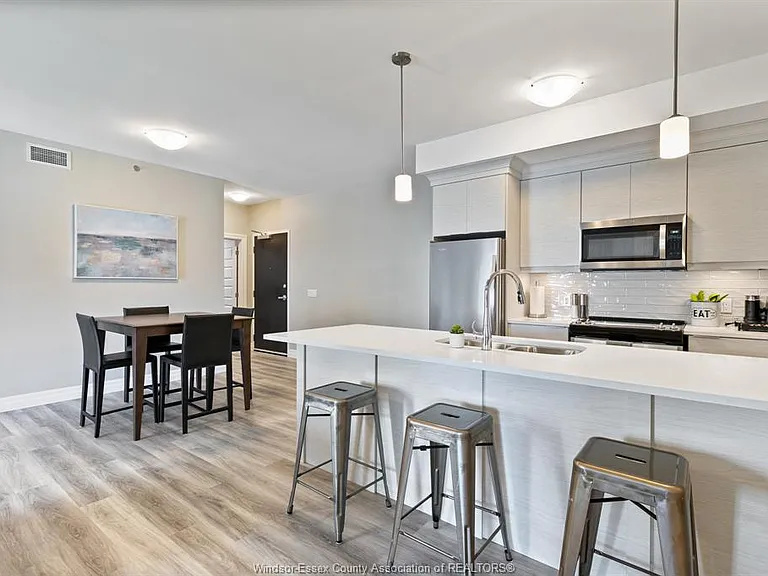 728 Brownstone Dr #407 — Photo 2