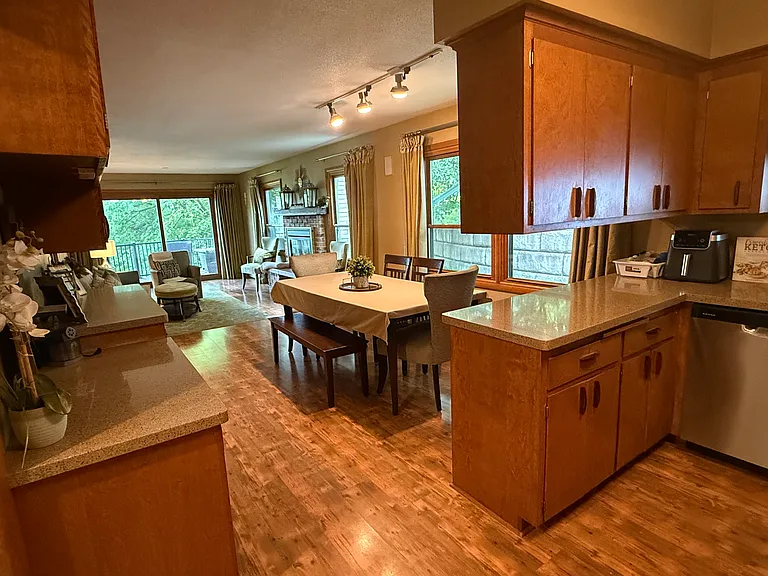 6912 E Fish Lake Rd — Photo 11