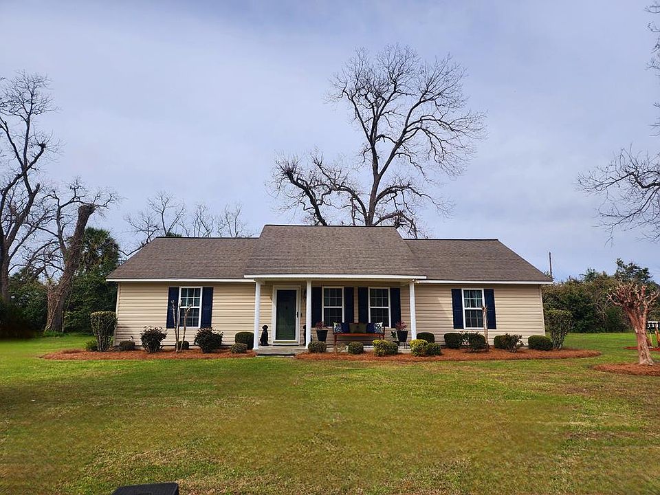 1st image of 114 Pecan Dr