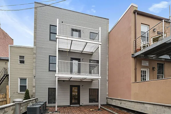 Rented by Corcoran | media 17