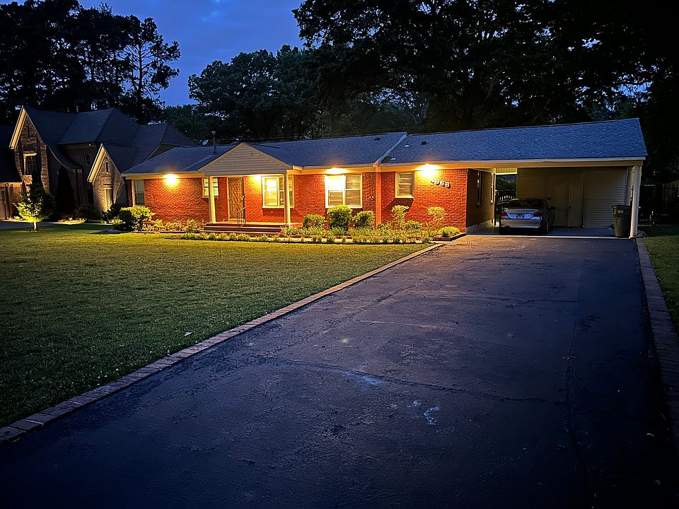 nite photo of front