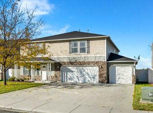 1085 N Cambrick Dr, Kuna, ID 83634
