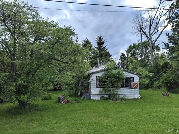 9129 Walnut Point Rd, Canastota, NY 13032