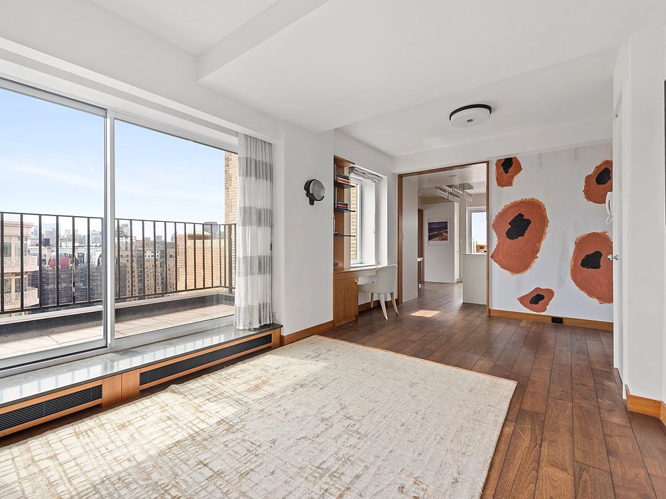 1st image of 2166 Broadway APT 21B