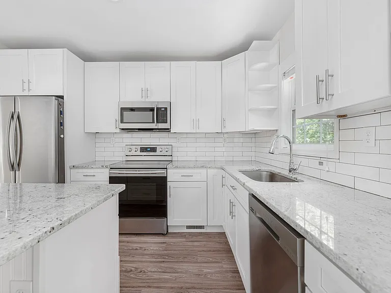 404 Keswick Ave — Photo 12