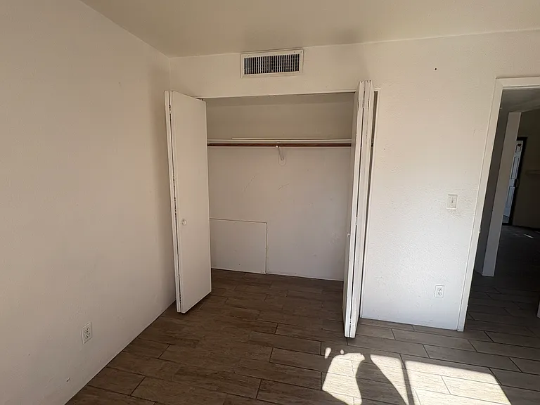 5608 E 26th St #1 — Photo 7
