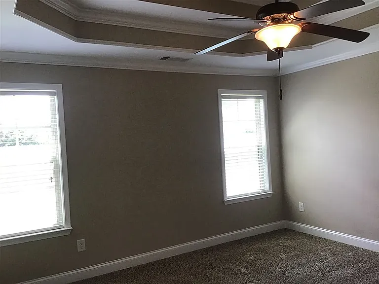 312 Loneoak Trl — Photo 23