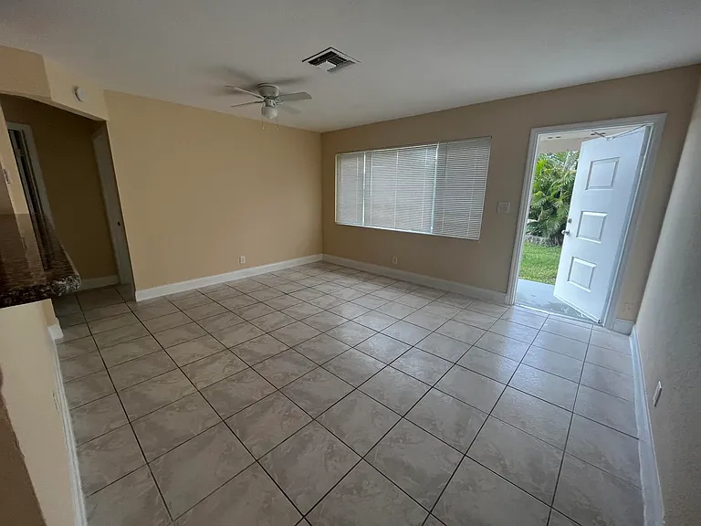 4867 Alberta Ave — Photo 30