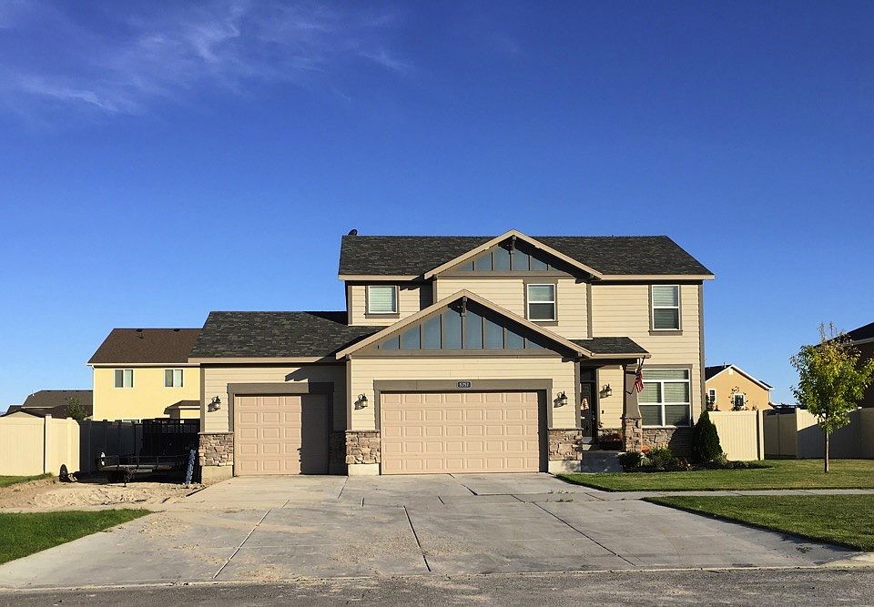 1st image of 5757 N Parkview Dr