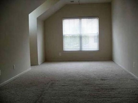 5th image of 4052 Von Neuman Cir