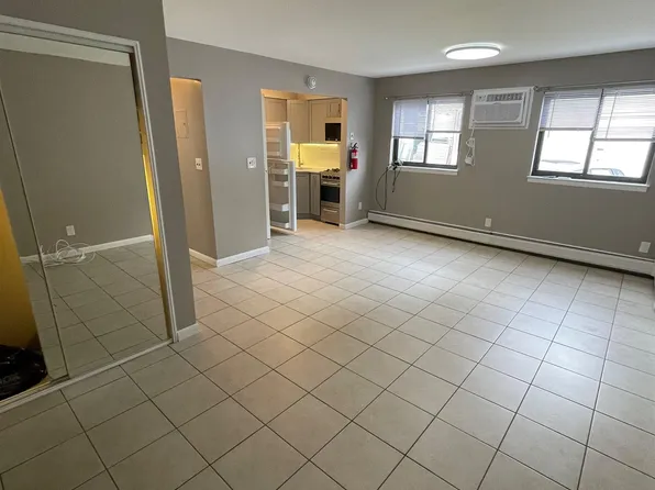 17 68th Street image 6 of 15