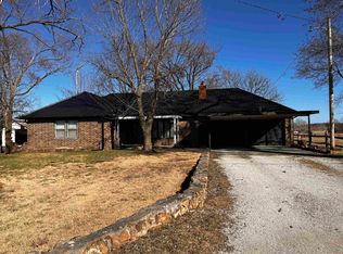 334 SE 991st Rd, Clinton, MO 64735